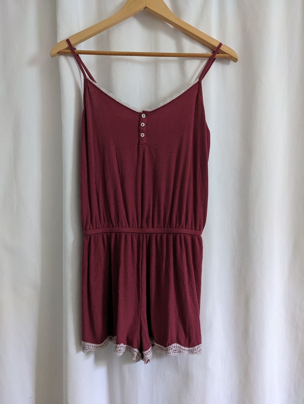 Aerie Black Romper Small Burgundy Lace Trim Tie Spaghetti Strap Sleepwear
